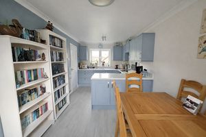 Kitchen/Dining- click for photo gallery